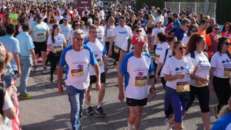 Galería de 224 fotos | Amplia presencia del sector cerámico en la Carrera de las Empresas de Castellón