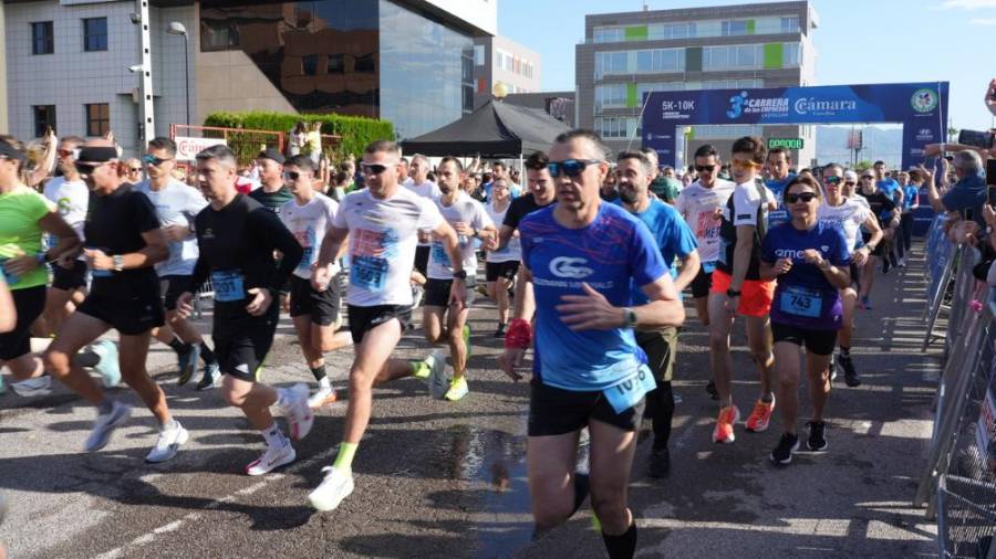 Galería de fotos | Compañías y entidades del sector cerámico, en la Carrera de las Empresas de Castellón