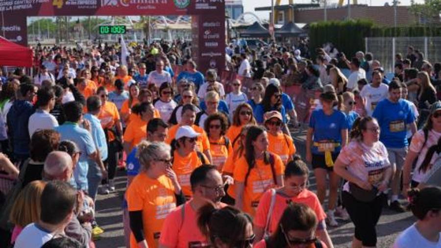 Galería de 224 fotos | Amplia presencia del sector cerámico en la Carrera de las Empresas de Castellón