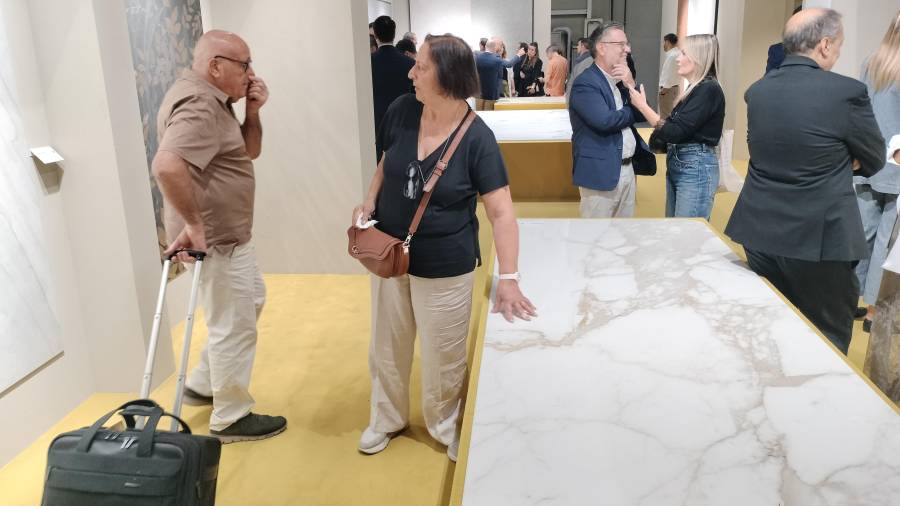 Galería de fotos | Colorobbia convierte su espacio en Cersaie en una plataforma de tendencias cerámicas