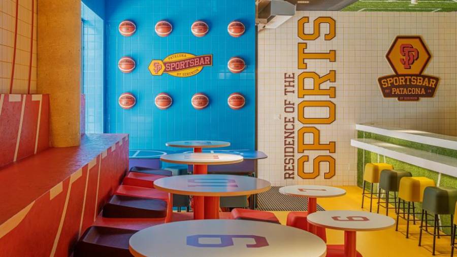 Galería de fotos | Una atmósfera 100% deportiva en el nuevo Sports Bar Resa Patacona