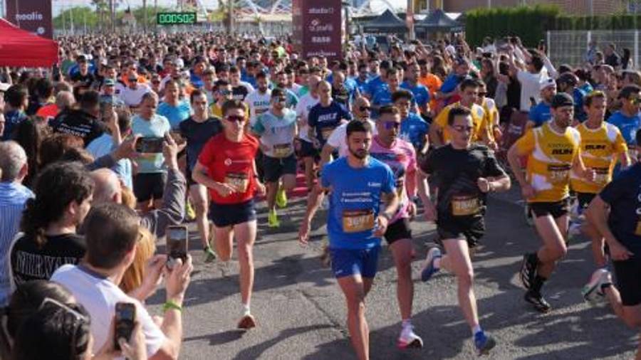 Galería de 224 fotos | Amplia presencia del sector cerámico en la Carrera de las Empresas de Castellón