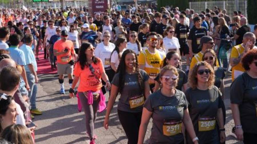 Galería de 224 fotos | Amplia presencia del sector cerámico en la Carrera de las Empresas de Castellón