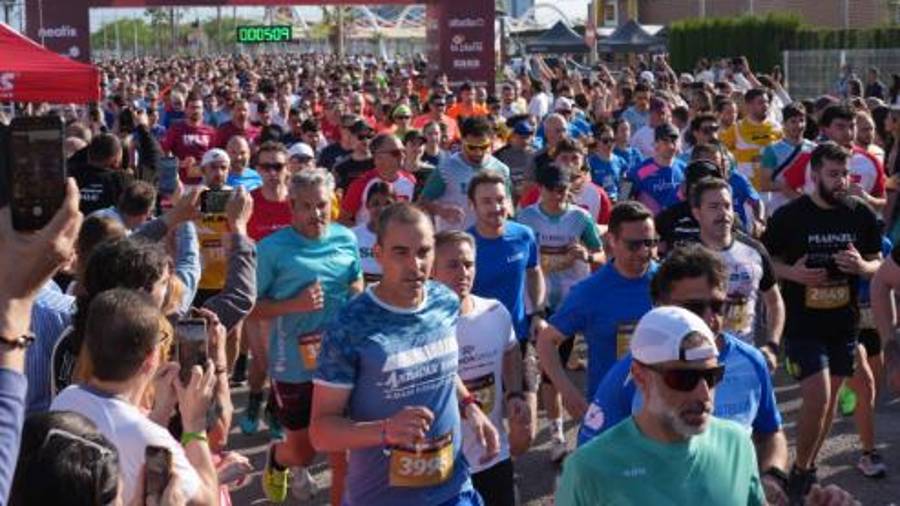 Galería de 224 fotos | Amplia presencia del sector cerámico en la Carrera de las Empresas de Castellón