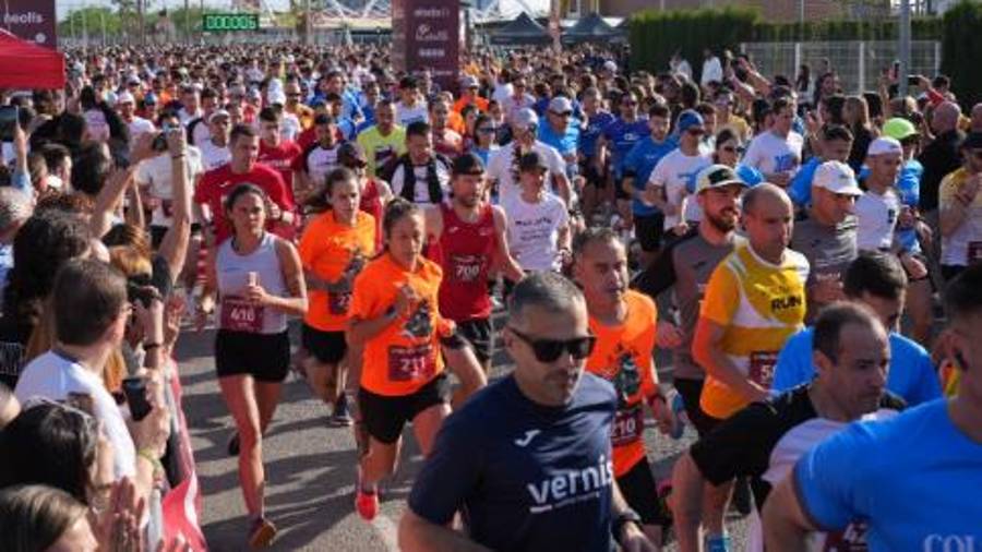 Galería de 224 fotos | Amplia presencia del sector cerámico en la Carrera de las Empresas de Castellón