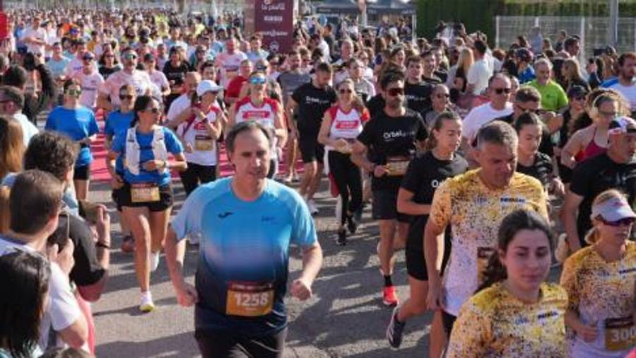 Galería de 224 fotos | Amplia presencia del sector cerámico en la Carrera de las Empresas de Castellón