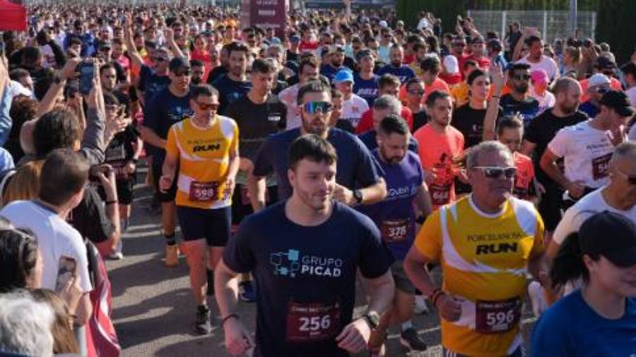 Galería de 224 fotos | Amplia presencia del sector cerámico en la Carrera de las Empresas de Castellón