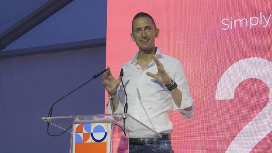 Galería de fotos | Smalticeram España rinde homenaje a su equipo humano en su 25º aniversario