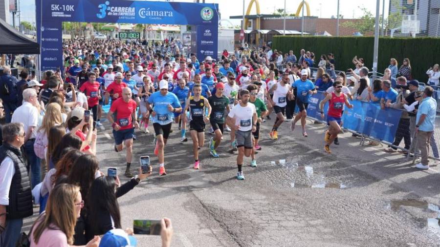 Galería de fotos | Compañías y entidades del sector cerámico, en la Carrera de las Empresas de Castellón