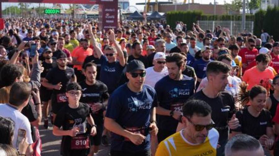 Galería de 224 fotos | Amplia presencia del sector cerámico en la Carrera de las Empresas de Castellón