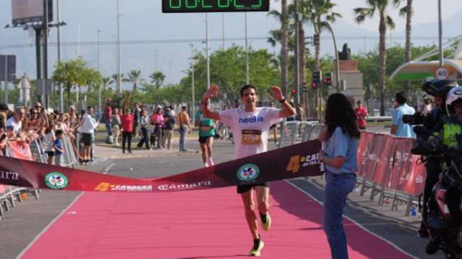 Galería de 224 fotos | Amplia presencia del sector cerámico en la Carrera de las Empresas de Castellón