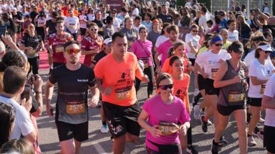 Galería de 224 fotos | Amplia presencia del sector cerámico en la Carrera de las Empresas de Castellón