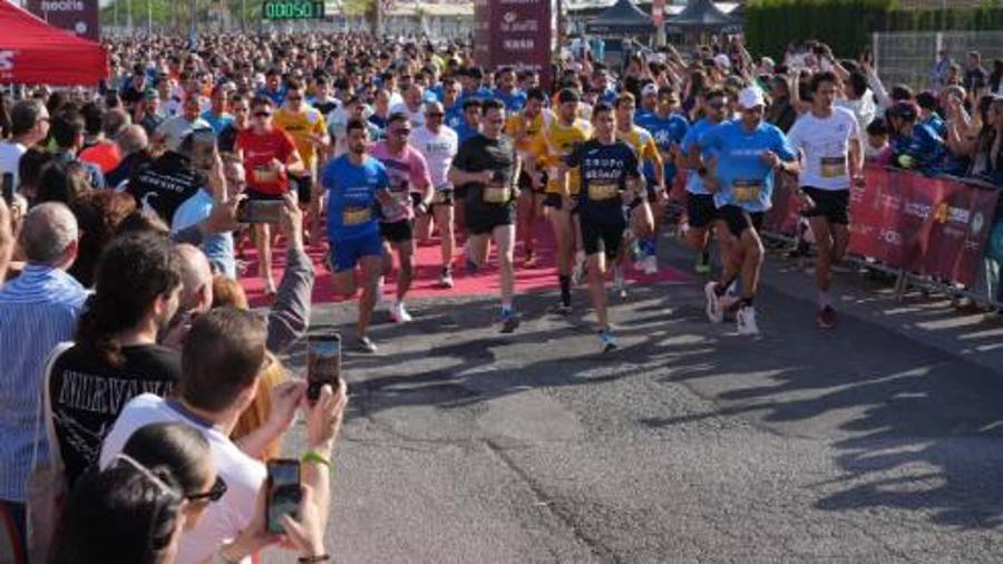 Galería de 224 fotos | Amplia presencia del sector cerámico en la Carrera de las Empresas de Castellón