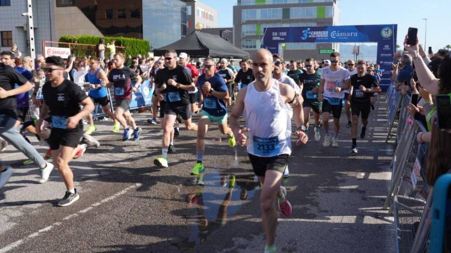 Galería de fotos | Compañías y entidades del sector cerámico, en la Carrera de las Empresas de Castellón