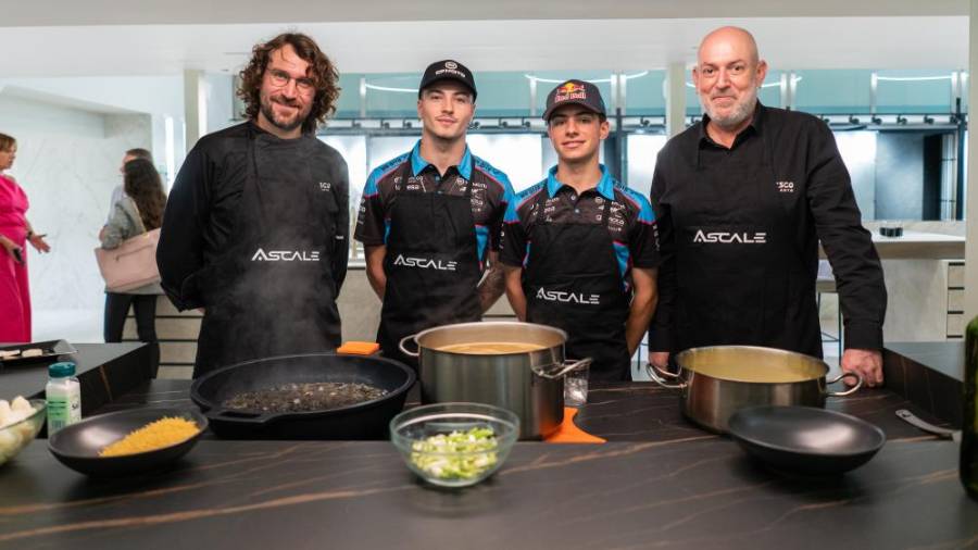 Galería de fotos | El ‘showcooking’ de Ascale con los pilotos del Aspar Team