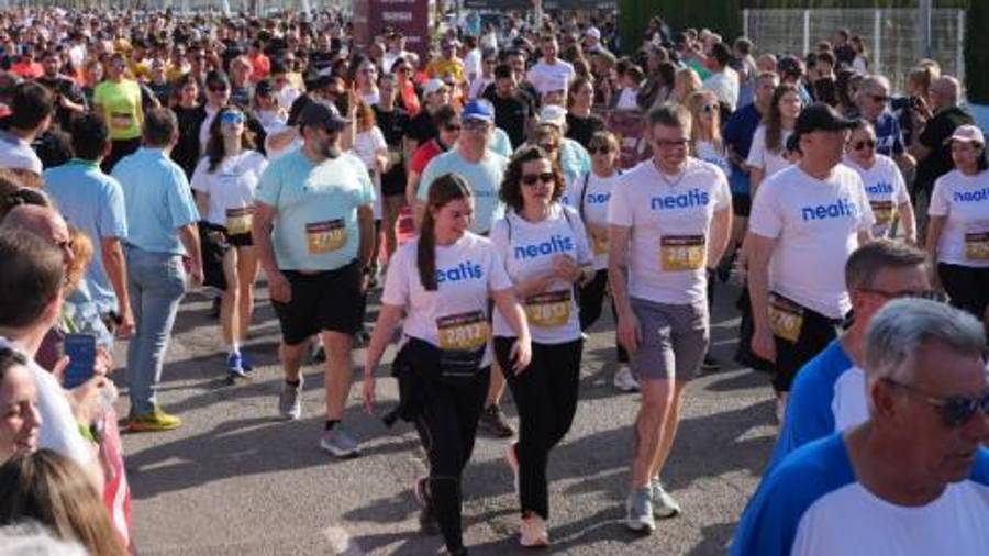 Galería de 224 fotos | Amplia presencia del sector cerámico en la Carrera de las Empresas de Castellón