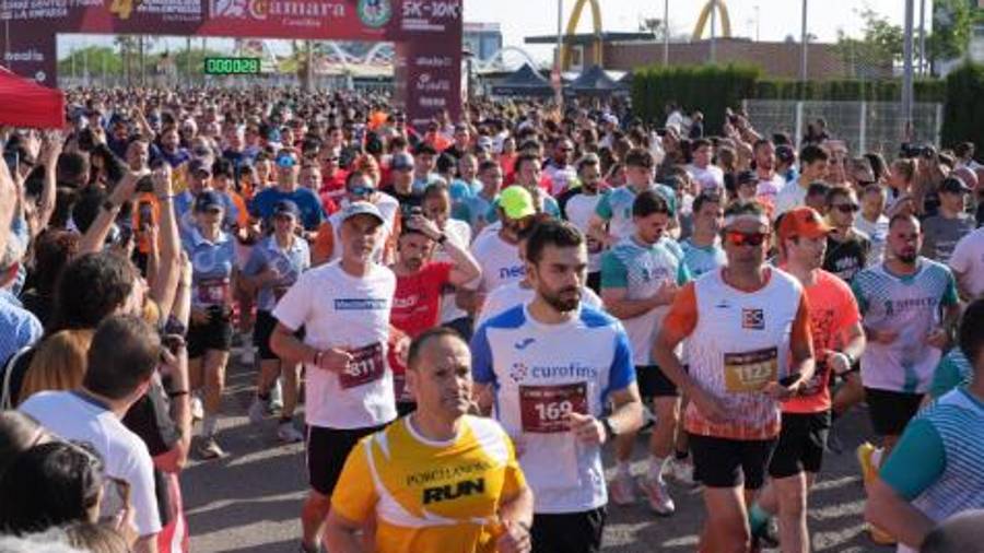 Galería de 224 fotos | Amplia presencia del sector cerámico en la Carrera de las Empresas de Castellón