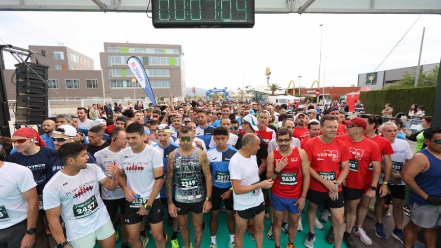 Galería de Fotos | Empresas y entidades del sector cerámico, en la Carrera de las Empresas de Castellón