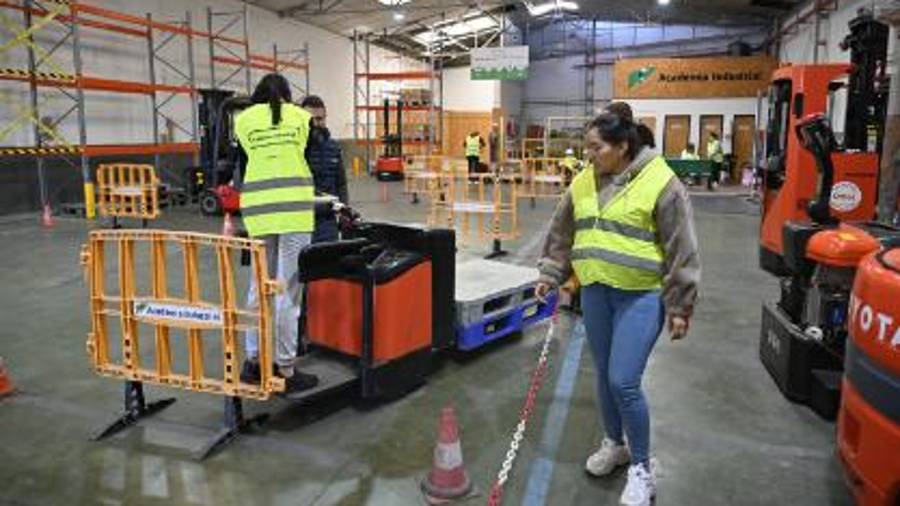 Galería de fotos | Cursos de formación de Orbelgrupo para la industria cerámica