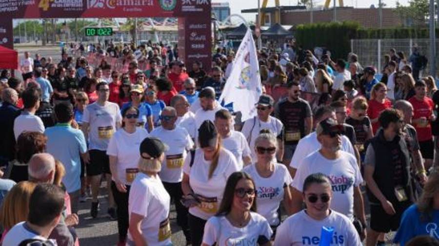 Galería de 224 fotos | Amplia presencia del sector cerámico en la Carrera de las Empresas de Castellón