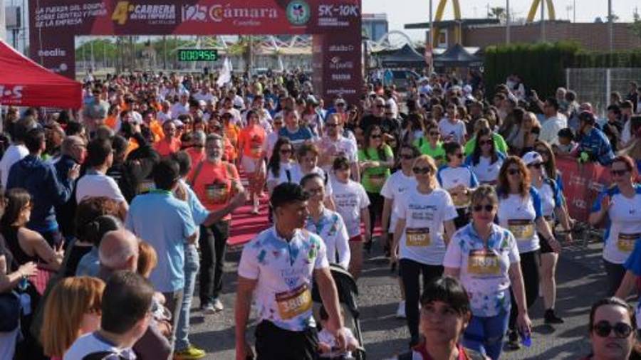 Galería de 224 fotos | Amplia presencia del sector cerámico en la Carrera de las Empresas de Castellón