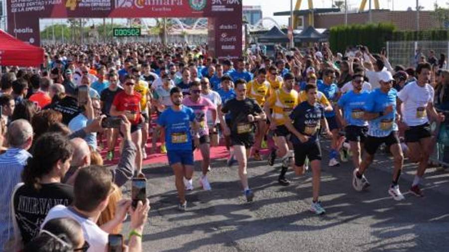 Galería de 224 fotos | Amplia presencia del sector cerámico en la Carrera de las Empresas de Castellón