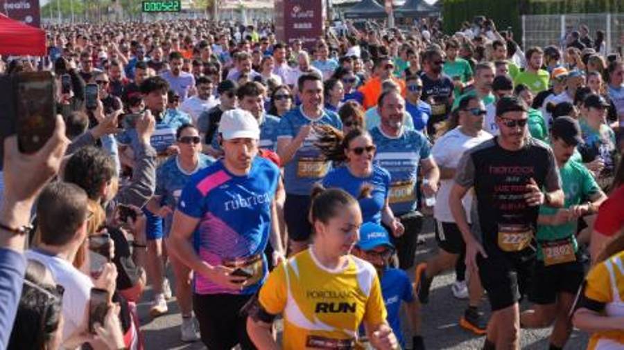 Galería de 224 fotos | Amplia presencia del sector cerámico en la Carrera de las Empresas de Castellón