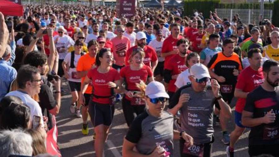 Galería de 224 fotos | Amplia presencia del sector cerámico en la Carrera de las Empresas de Castellón