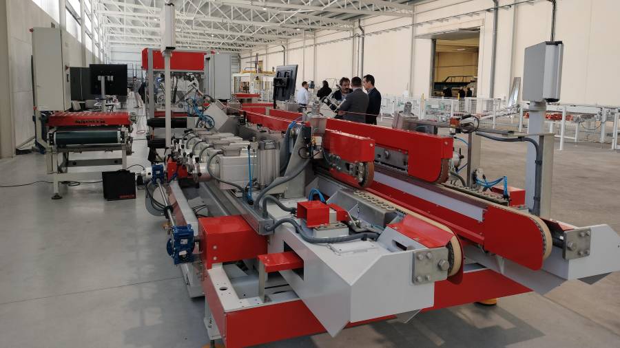 Galería de fotos | Protagonistas de la feria tecnológica SIMA en las instalaciones de Kerajet