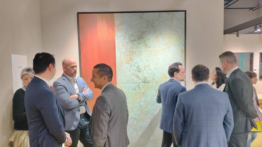 Galería de fotos | Colorobbia convierte su espacio en Cersaie en una plataforma de tendencias cerámicas