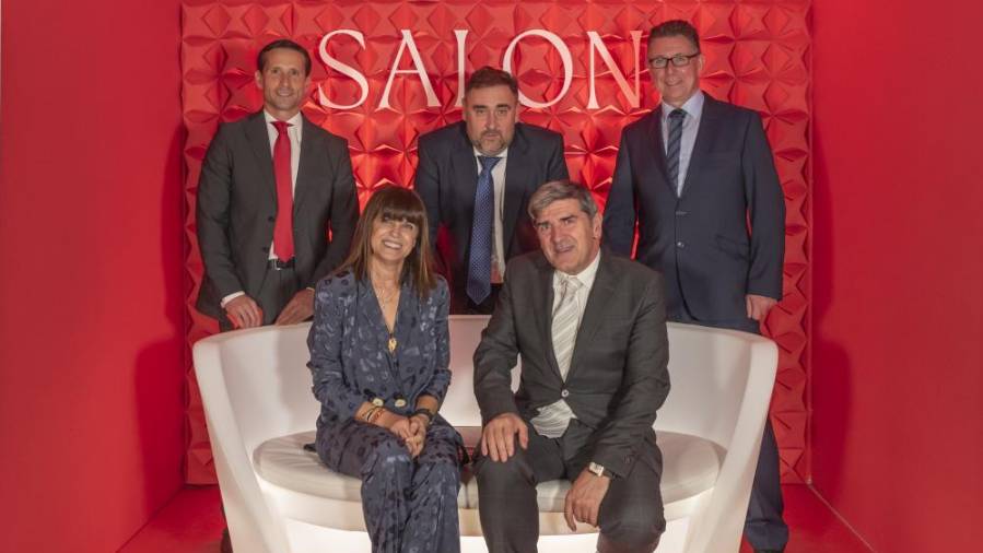 GALERÍA DE FOTOS | Saloni desvela su nueva imagen (92 imágenes)
