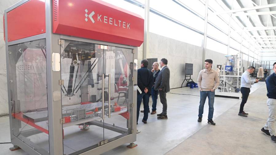Galería de fotos | Protagonistas de la feria tecnológica SIMA en las instalaciones de Kerajet