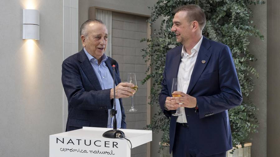 Galería de fotos | Natucer presenta al sector su nuevo showroom en Onda