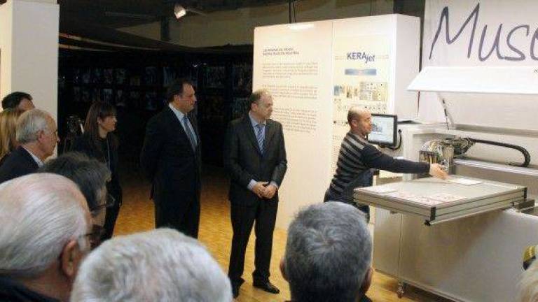 Dos máquinas de inyección digital se incorporan al Museo de Onda