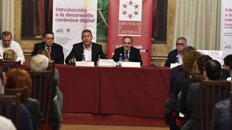 Nuevo manual sobre la decoración cerámica digital