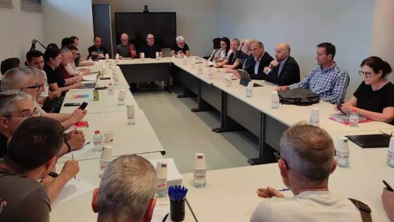 El convenio de la cerámica continúa sin avances: ahora es la patronal Ascer la que rompe la negociación