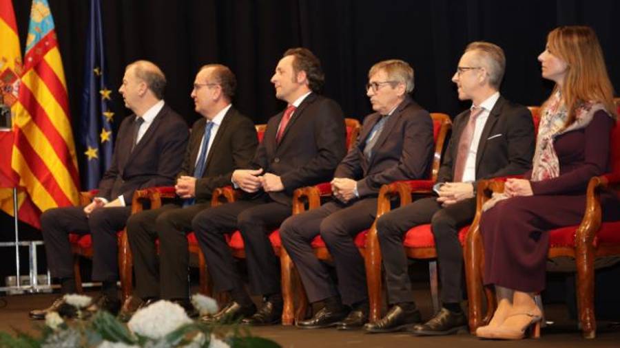 Galería de fotos | Vila-real reconoce con sus distinciones a entidades, compañías y empresarios
