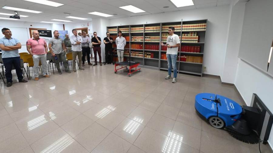 Galería de fotos | Orbelgrupo organiza en Castelló una demostración en vivo de robots y sistemas de control automatizados
