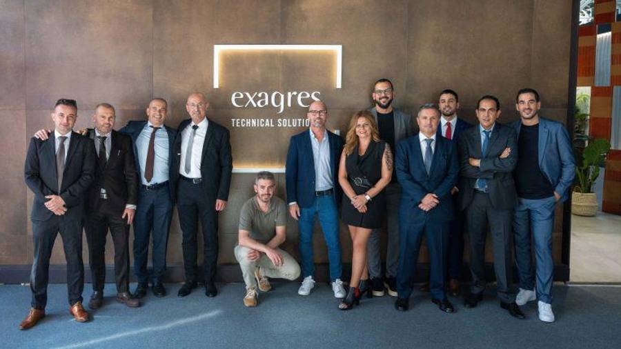 GALERÍA DE IMÁGENES | Protagonistas de las ferias Cersaie y Tecna