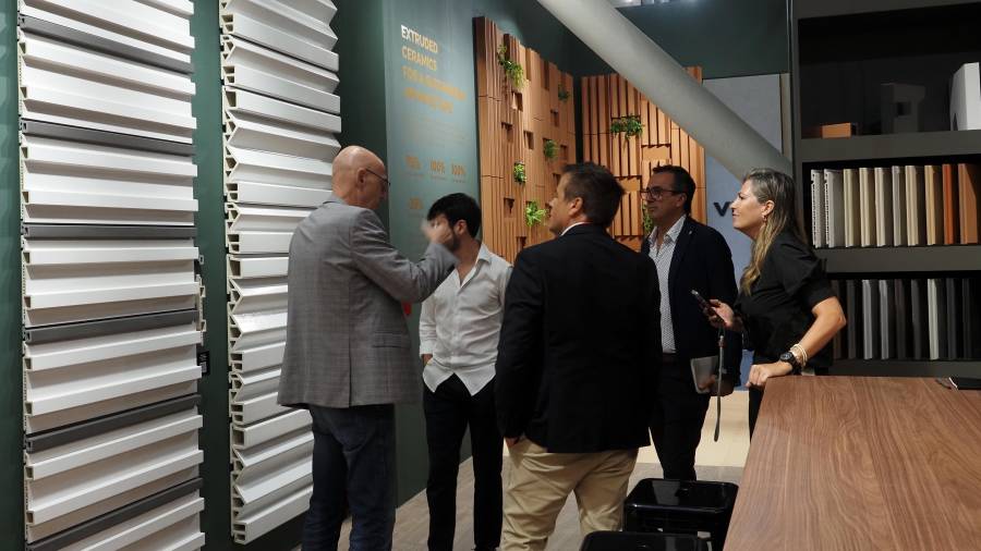 Galería de fotos | Gresmanc Group promociona sus soluciones en cerámica extrusionada en Cersaie
