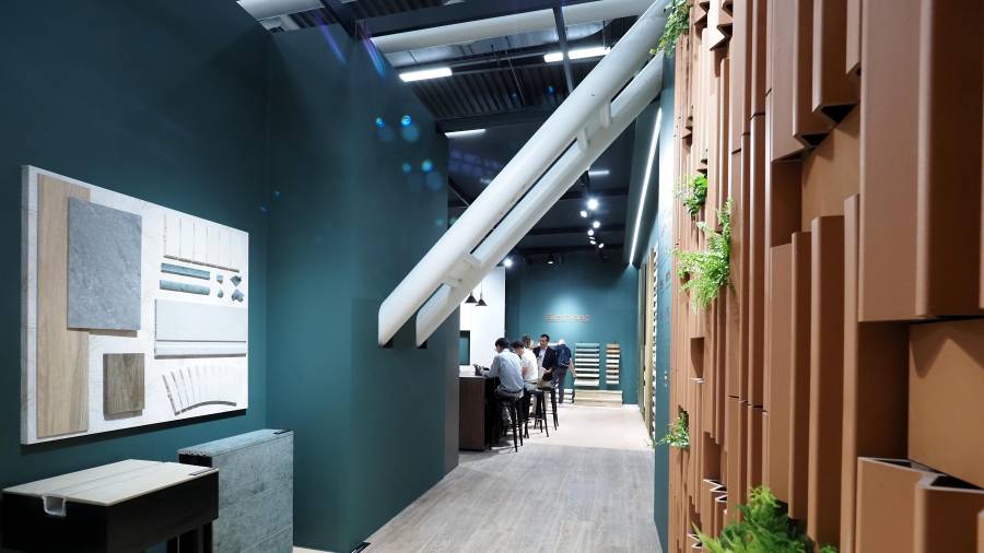 Galería de fotos | Gresmanc Group promociona sus soluciones en cerámica extrusionada en Cersaie