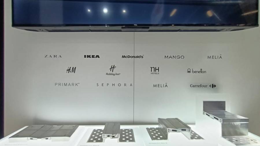 Galería de Fotos | Emac anticipa en Cersaie la perfilería del futuro